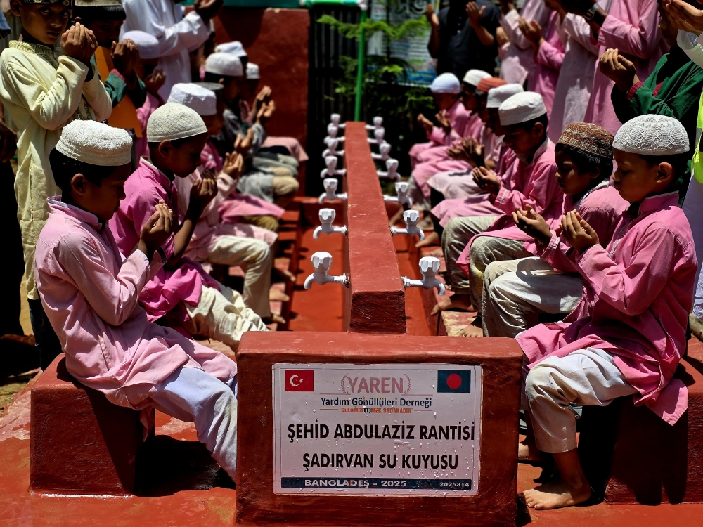 ARAKAN -BANGLADEŞ; Su kuyusu açılışı...