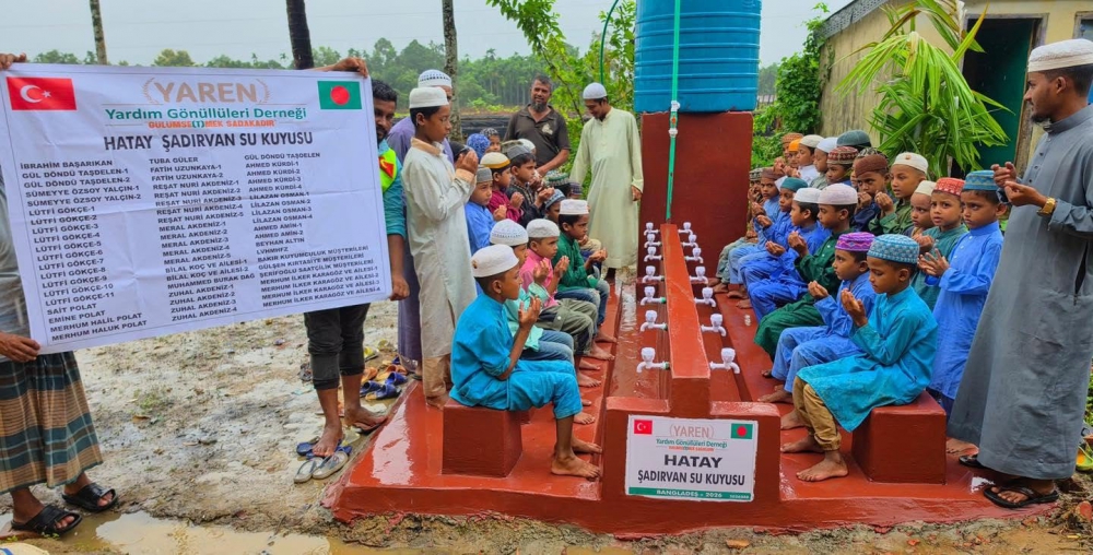 BANGLADEŞ;  HATAY isimli   ŞADIRVANLI HİSSELİ SU KUYUSU AÇILIŞI…