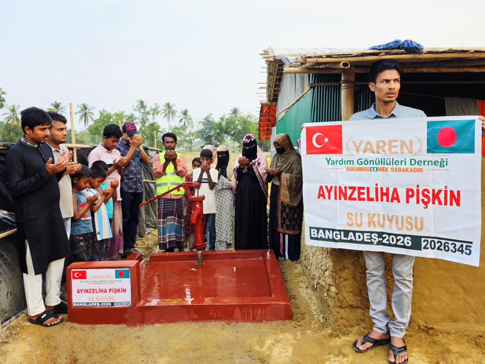 BANGLADEŞ; Su kuyusu açılış…
