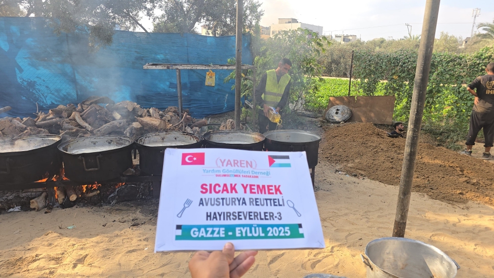 GAZZE; Sıcak yemek ikramı..