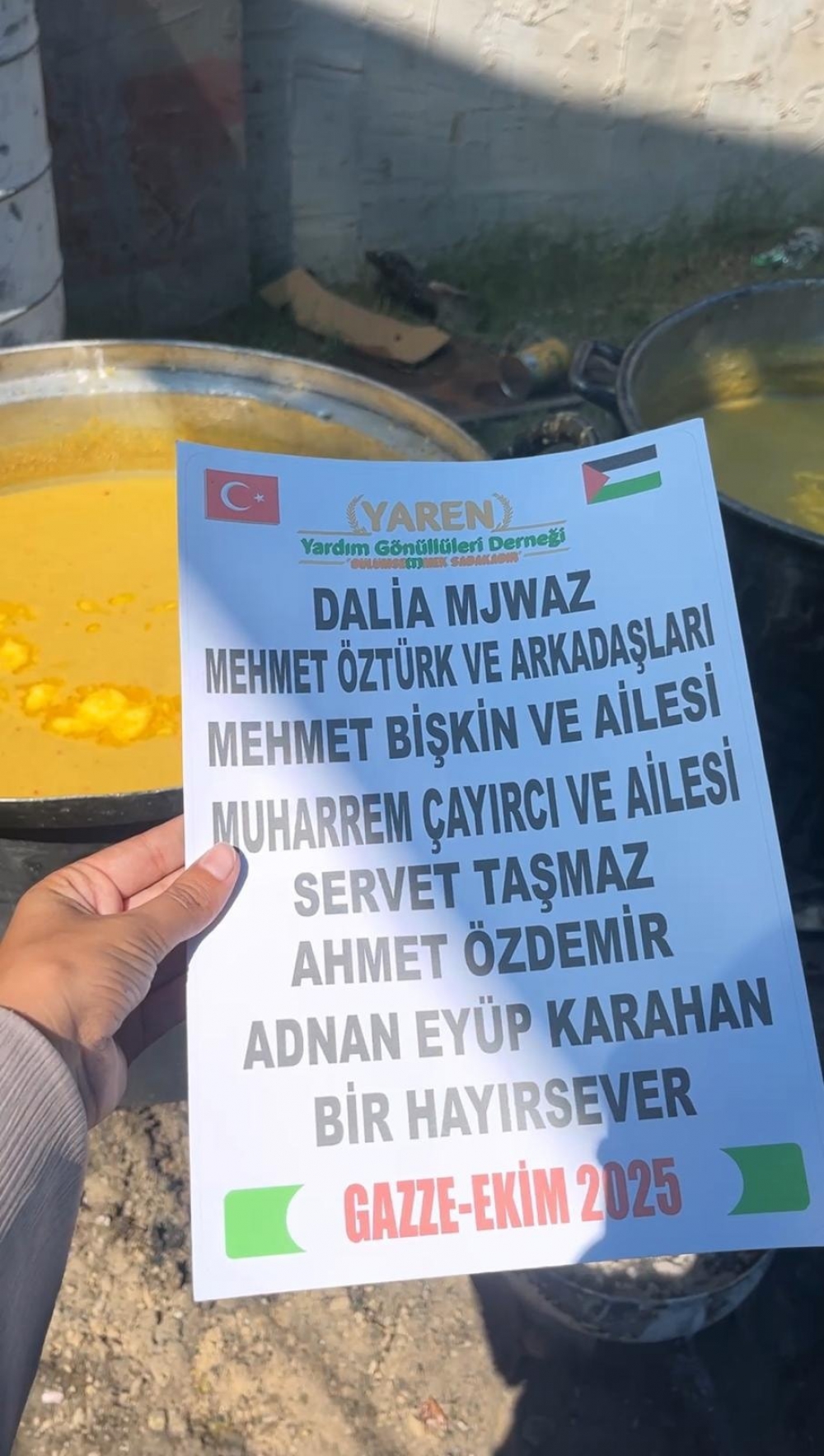 GAZZE; Sıcak yemek ikramı...