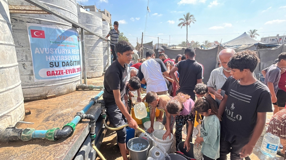 GAZZE; Tanker su dağıtım...