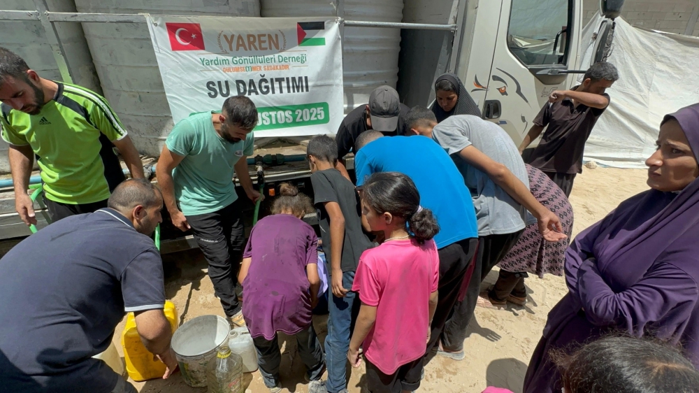 GAZZE; Yaren Şeyh Rıdvan bölgesi 4. Su dağıtımı.