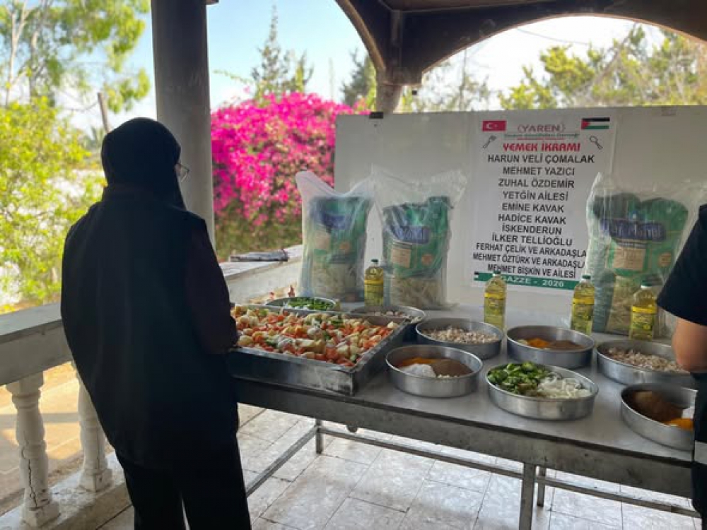 GAZZE; Yemek ikramı…